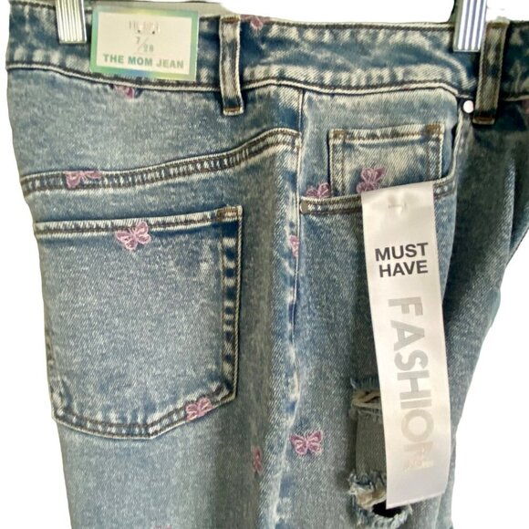 Tinseltown Hi Rise Mom Jeans Distressed Style with Butterflies Size 7 NEW NWT - Picture 3 of 11